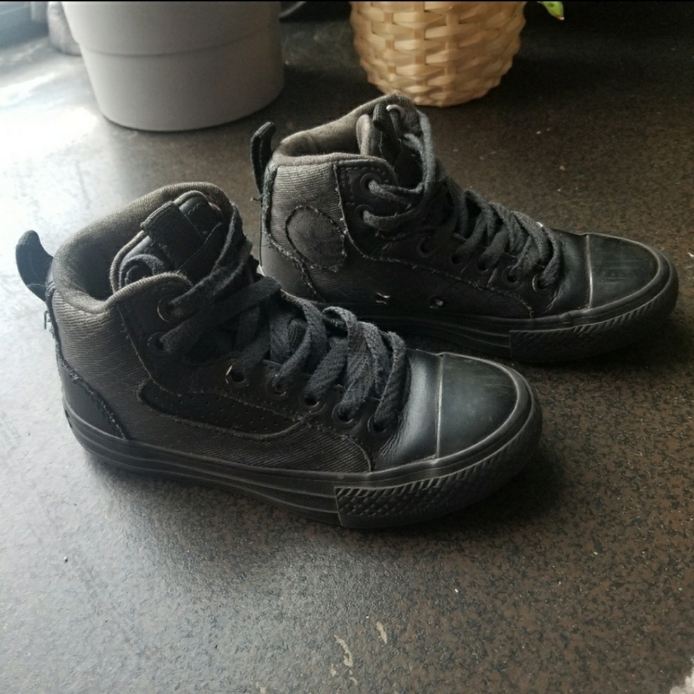 Kids Black Leather Converse Size 11